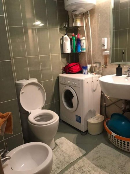 Tirane, shitet apartament Kati 3, 76 m² 115.000 Euro (Liqeni i Thate)