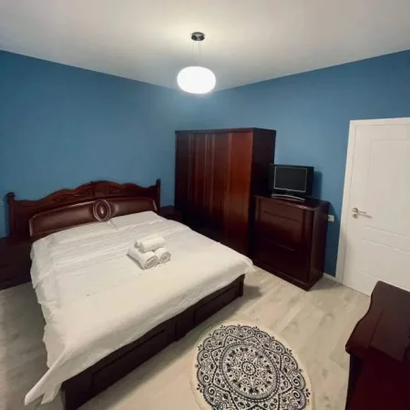 Tirane, jepet me qera apartament 2+1 Kati 7, 85 m² 650 Euro (Rruga e Elbasanit)