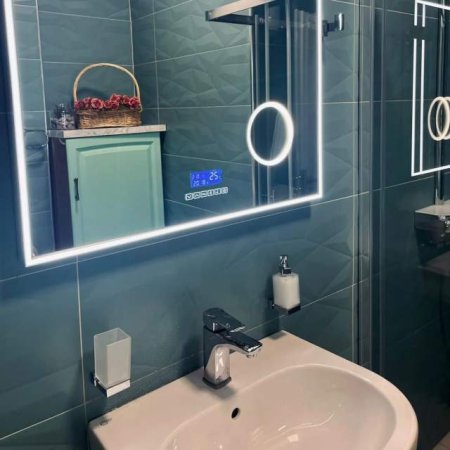 Tirane, jepet me qera apartament 2+1 Kati 7, 85 m² 650 Euro (Rruga e Elbasanit)