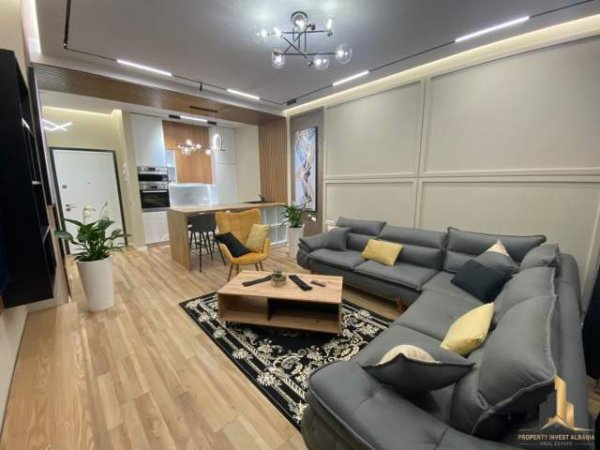 Tirane, jepet me qera apartament 1+1+BLK Kati 6, 75 m² 850 Euro (Square 21)