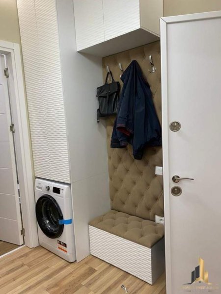 Tirane, jepet me qera apartament 1+1+BLK Kati 6, 75 m² 850 Euro (Square 21)