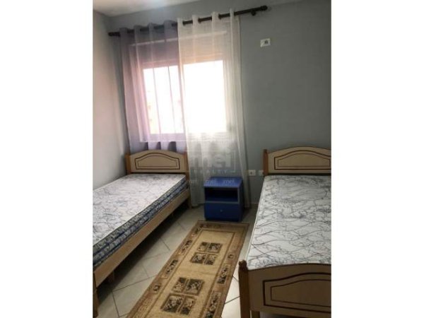 Tirane, jepet me qera apartament 2+1+BLK 108 m² 360 Euro (Astiri)