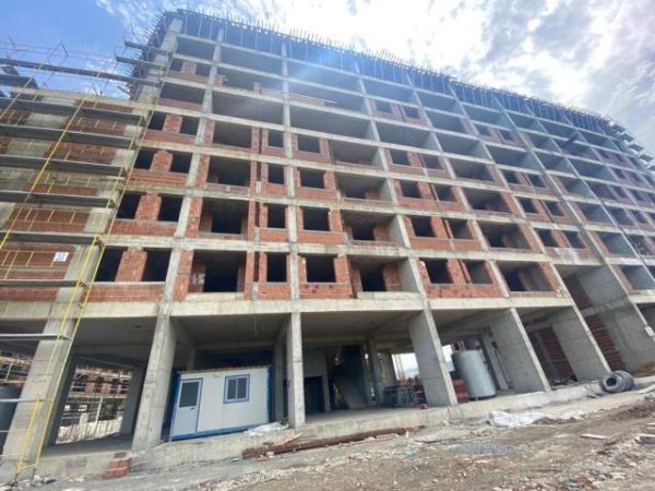 Tirane, shitet apartament 2+1 Kati 3, 101 m² 78.900 Euro (Qemal Stafa)