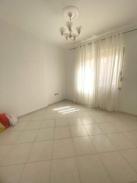 Tirane, shitet apartament 2+1+BLK Kati 6, 74 m² 71.000 Euro (ASTIR)