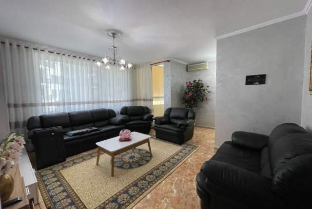 Tirane, jepet me qera apartament 1+1+BLK Kati 3, 70 m² 600 Euro (Rruga e Kosovareve)