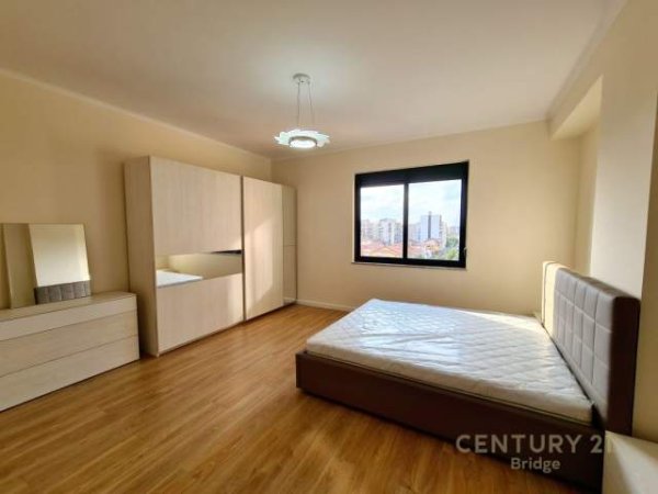Tirane, shitet apartament 2+1+BLK Kati 4, 88 m² 135.000 Euro (Perball Kompleksit Delijorgjit)