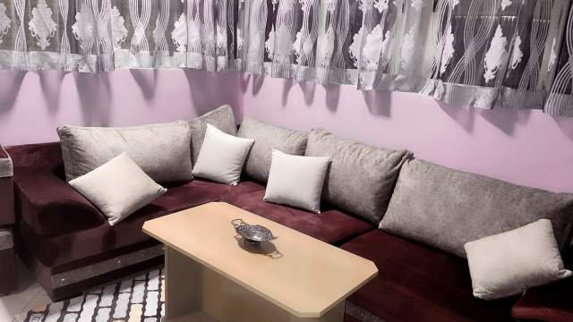 Tirane, jepet me qera apartament 1+1 Kati 5, 50 m² 40.000 Leke (Rruga e Durresit)