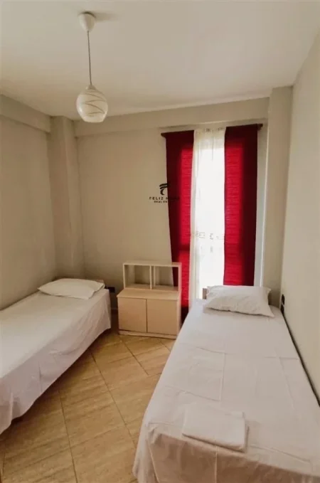 Tirane, jepet me qera apartament 2+1 Kati 2, 97 m² 650 € (FARMACI DITE E NATE)
