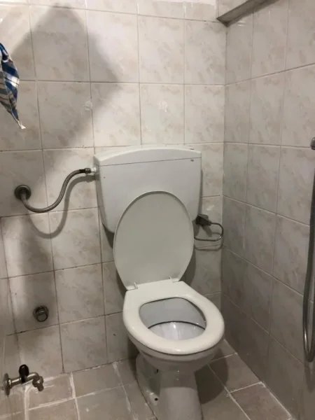 Tirane, jepet me qera apartament 1+1 Kati 1, 70 m² 500 € (Shkolla Medreses)