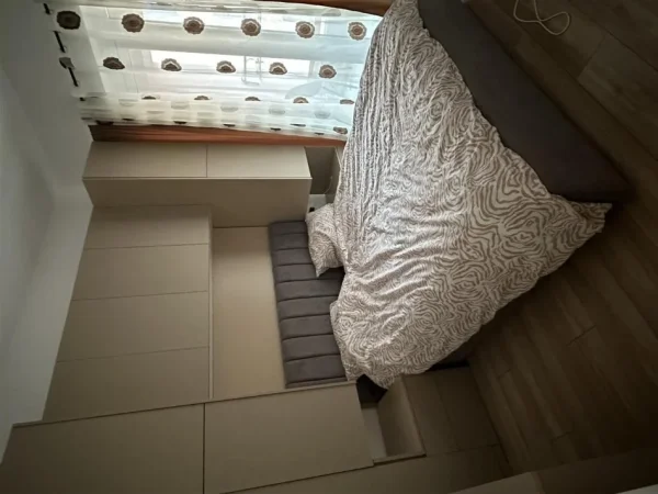 Super Apartament me qera ne Ali Dem/Kompleksi Mangalem (400 Euro)