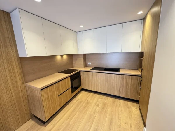 Tirane, jepet me qera apartament 1+1+Ballkon Kati 3, 75 m² 750 € (Rruga zallit)
