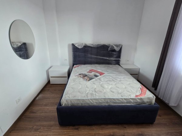 Tirane, jepet me qera apartament 1+1+Aneks+Ballkon Kati 3, 75 m² 350 € (Paskuqan Unaza e RE)