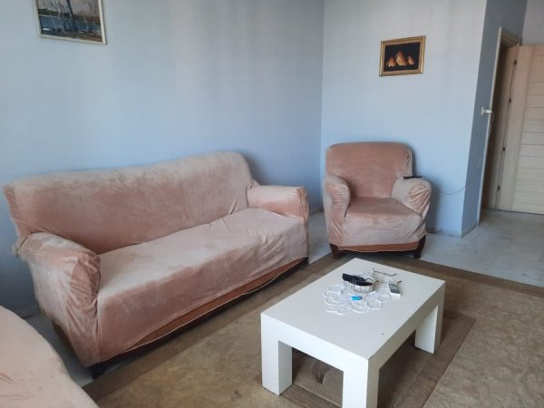 Tirane, jepet me qera apartament 2+1+Aneks+Ballkon Kati 9, 100 m² 500 € (Laprake , Tek Semafori.)