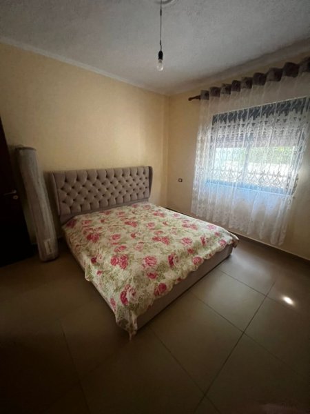Tirane, jepet me qera apartament 2+1+Aneks+Ballkon Kati 1, 110 m² 450 € (Rruga e Burgut , Jordan Misja.)