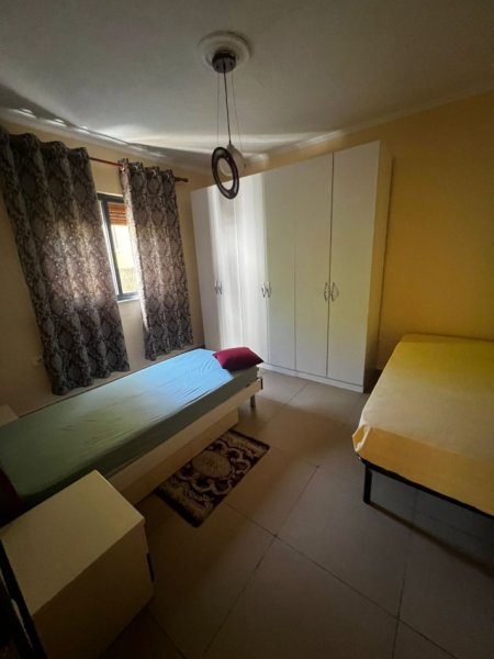 Tirane, jepet me qera apartament 2+1+Aneks+Ballkon Kati 1, 110 m² 450 € (Rruga e Burgut , Jordan Misja.)
