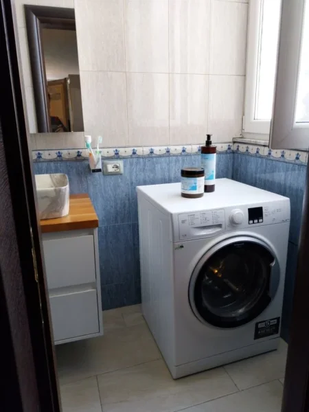 Tirane,  apartament 2+1+Ballkon Kati 5, 85 m² 65.000 ALL (Ish ATSH) jo agjensi!