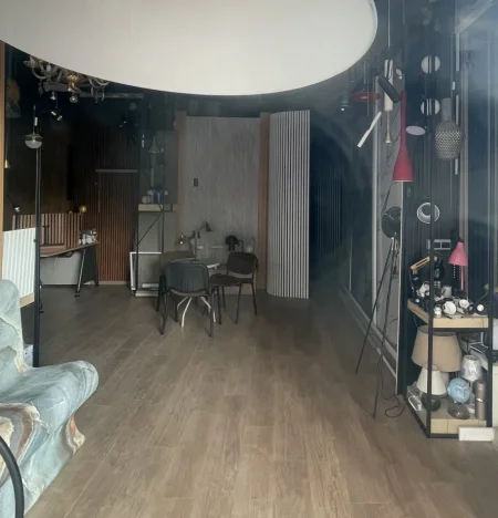 Tirane, jepet me qera ambjent biznesi Kati 0, 70 m² 1.200 € 