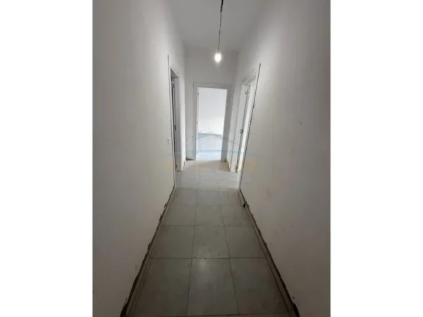 Tirane, shitet apartament 2+1+Aneks+Ballkon Kati 1, 103 m² 123.000 € (RELUX RESIDENCE SHKOZE)