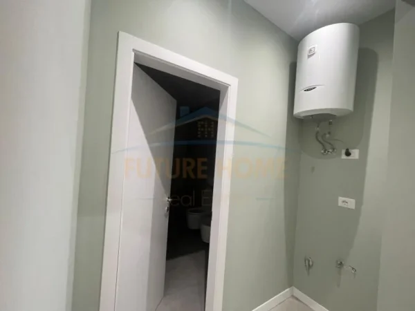 Durres, shitet apartament 2+1 Kati 9, 74 m² 123.000 € (PRANE KAZAZIT, DURRES)