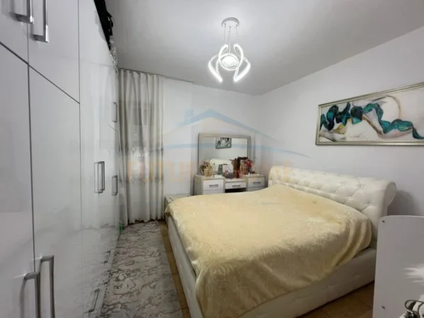 Durres, shitet apartament 2+1 Kati 10, 98.000 m² 125.000 € (PLAZH ILIRIA,DURRES)