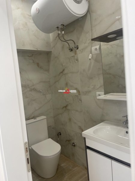 Tirane, jepet me qera Kati 0, 40 m² 500 € (tek Stadiumi Dinamo)