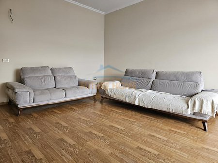 Tirane, shitet apartament 2+1 Kati 3, 124 m² 21.500.000 € 
