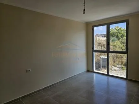 Tirane, jepet me qera apartament 2+1 Kati 2, 88 m² 430 € 