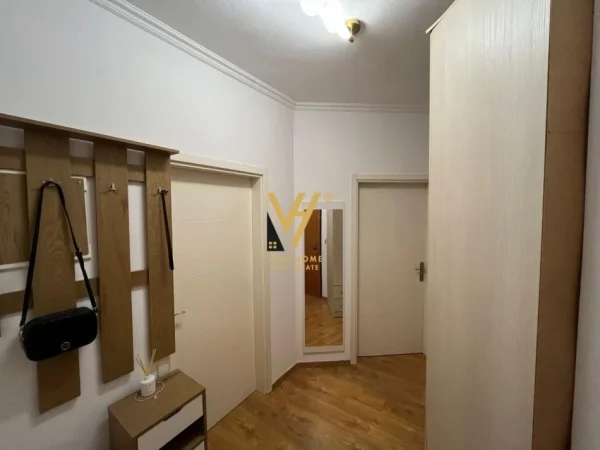 Tirane, jepet me qera apartament 1+1+Ballkon Kati 2, 70 m² 500 € (ASTIR)