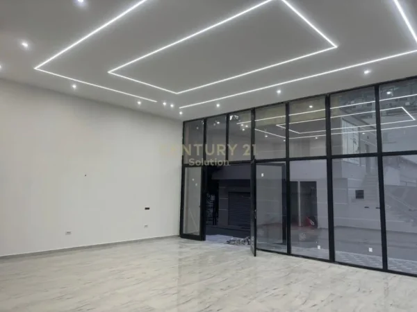 Tirane, shitet ambjent biznesi Kati 0, 74 m² 220.000 € (Paskuqan)