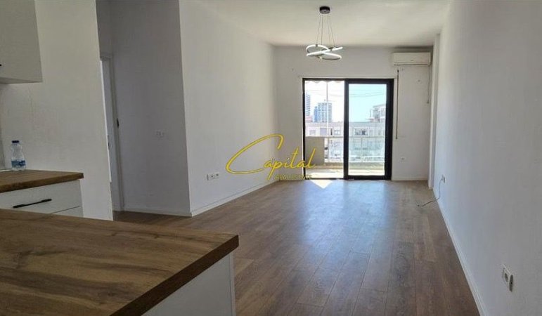 Tirane, shitet apartament 2+1 Kati 5, 77 m² 178.000 € (PAZARI I RI)