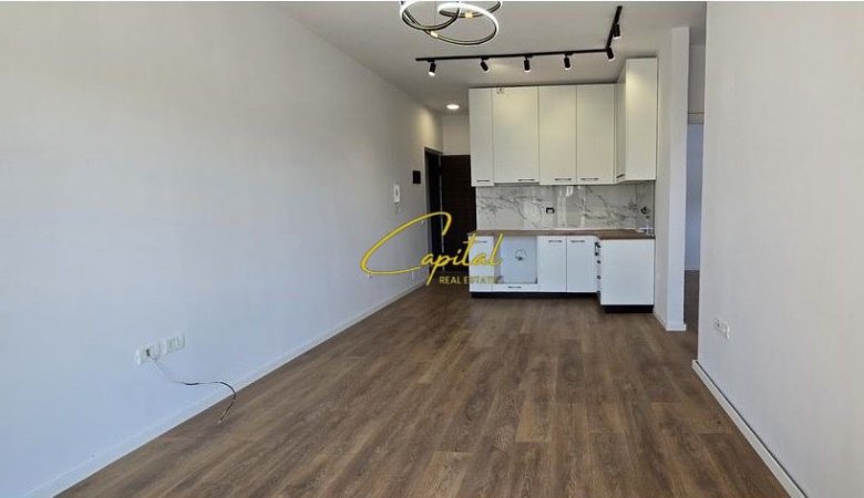 Tirane, shitet apartament 2+1 Kati 5, 77 m² 178.000 € (PAZARI I RI)