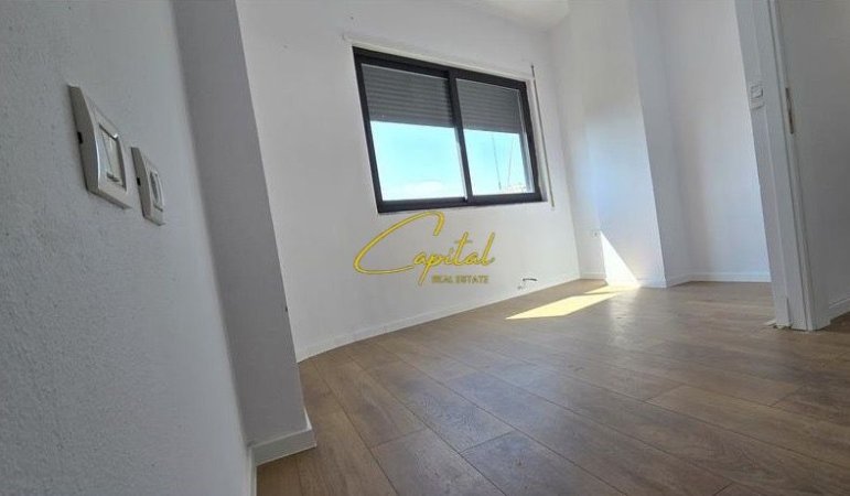 Tirane, shitet apartament 2+1 Kati 5, 77 m² 178.000 € (PAZARI I RI)
