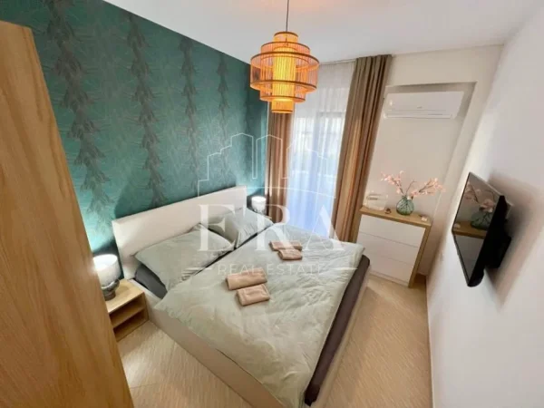 Mali Robit, shitet apartament 2+1+Ballkon Kati 4, 78 m² 188.000 € (Mali Robit)