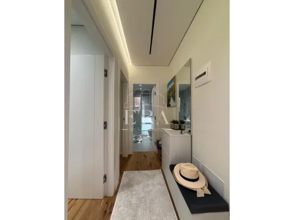 Gjiri Lalezit | Hamallaj, shitet apartament 2+1+Ballkon Kati 2, 105 m² 345.000 € (San Pietro, Gjiri i Lalzit)