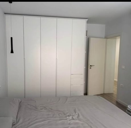 Tirane, jepet me qera apartament 2+1+Aneks+Ballkon Kati 3, 100 m² 1.100 € (Blloku)