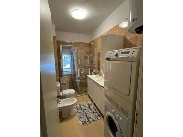 Gjiri Lalezit | Hamallaj, shitet apartament ne plazh 2+1 Kati 4, 100 m² 210.000 € (Lura. Gjiri i Llalzit)