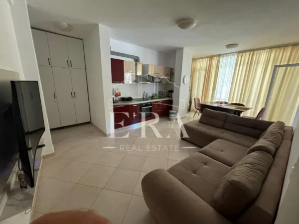 Gjiri Lalezit | Hamallaj, shitet apartament ne plazh 2+1 Kati 4, 100 m² 210.000 € (Lura. Gjiri i Llalzit)