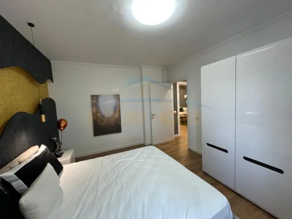 Tirane, shitet apartament 2+1 Kati 3, 110 m² 250.000 € 