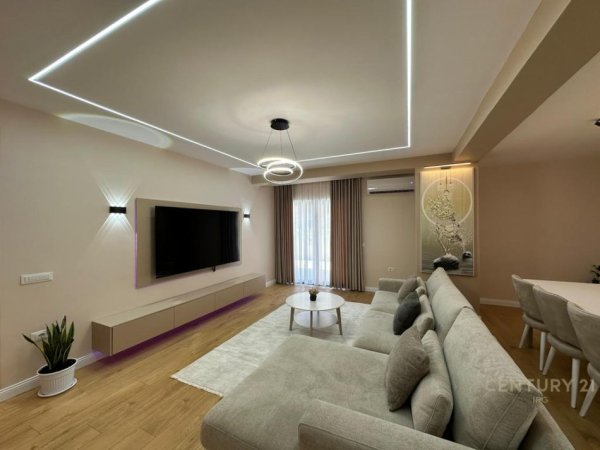 Tirane, jepet me qera apartament 2+1+Aneks+Ballkon Kati 1, 142 m² 1.200 € (Kodra e Diellit Residence)