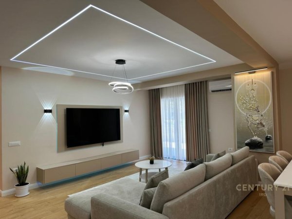 Tirane, jepet me qera apartament 2+1+Aneks+Ballkon Kati 1, 142 m² 1.200 € (Kodra e Diellit Residence)