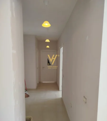 Tirane, jepet me qera apartament 2+1+Ballkon Kati 6, 110 m² 600 € (MISTO MAME)