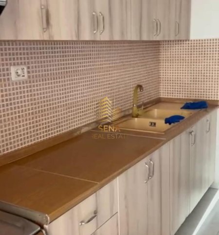 Tirane, jepet me qera shtepi 1+1 Kati 1, 60 m² 450 € (Rruga Gazmend Zajmi)