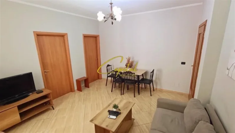 Tirane, jepet me qera apartament 2+1 Kati 1, 90 m² 650 € (MYSLYM SHYRI)