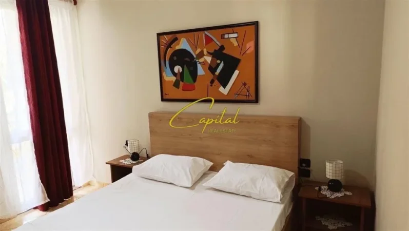 Tirane, jepet me qera apartament 2+1 Kati 1, 90 m² 650 € (MYSLYM SHYRI)