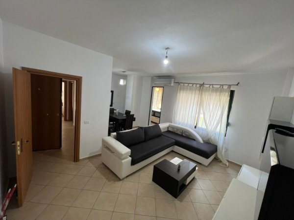 Tirane, jepet me qera apartament 1+1 Kati 3, 85 m² 500 € (kodra ediellit)