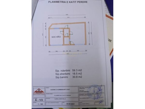 Tirane, shes Vile 1+1+Ballkon Kati 3, 195 m² 270.000 € (Laprake)