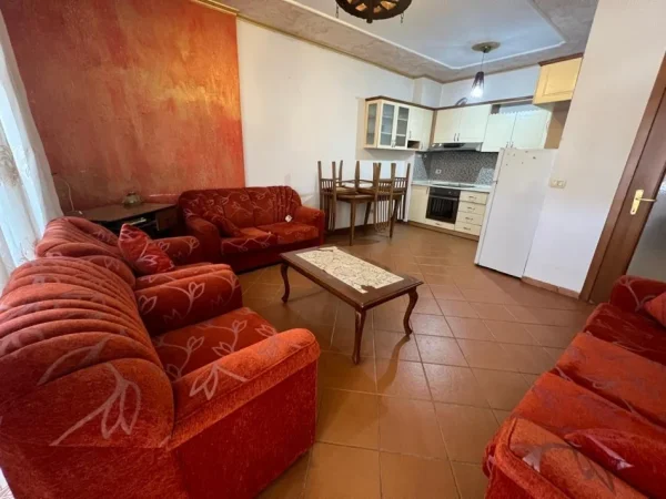 Durres, shitet apartament 1+1+Ballkon Kati 3, 74 m² 90.000 € (rruga thesarit)