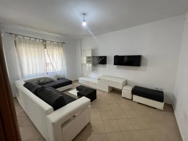 Tirane, jepet me qera apartament 2+1 Kati 3, 85 m² 500 € (Kodra e Diellit)