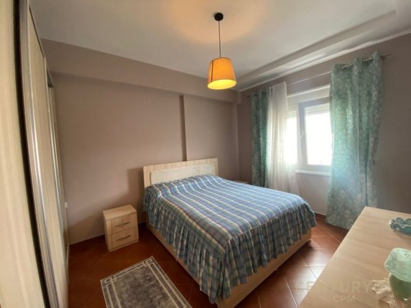 Tirane, jepet me qera apartament 2+1 Kati 5, 100 m² 750 € (Komuna Parisit)