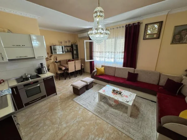 Tirane, shitet apartament 1+1 Kati 6, 84 m² 125.500 € 